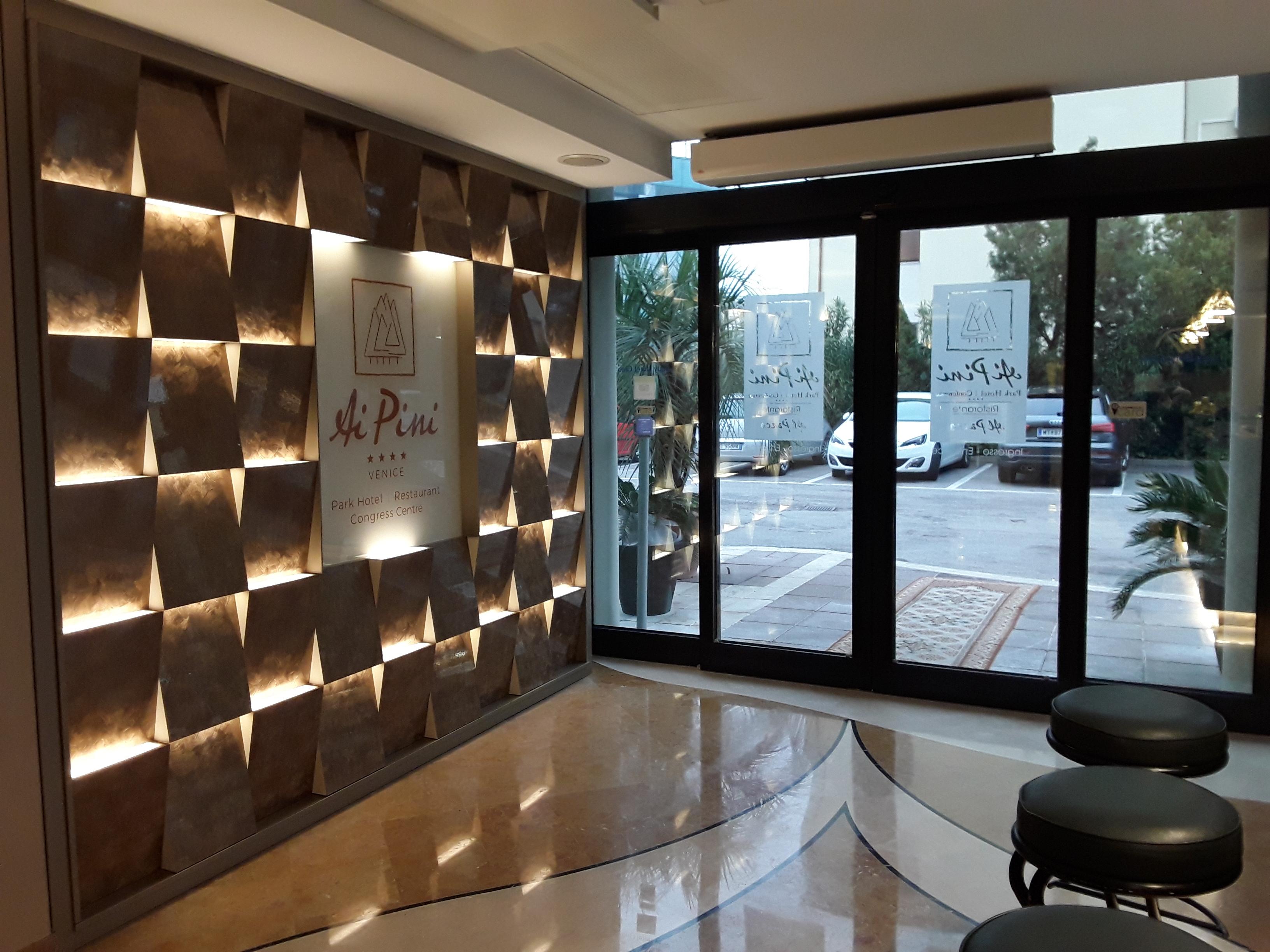 Park Hotel Ai Pini & Restaurant Ai Pini Mestre Dış mekan fotoğraf