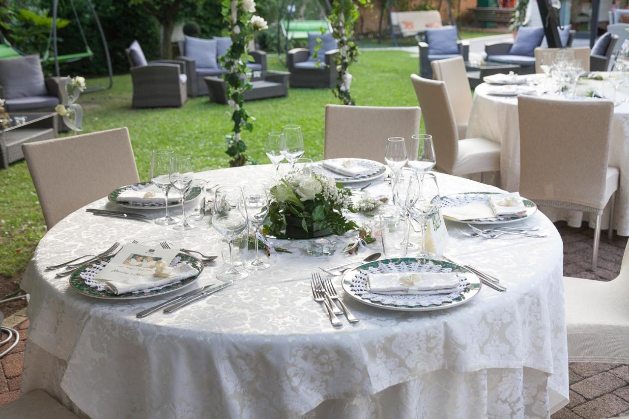 Park Hotel Ai Pini & Restaurant Ai Pini Mestre Dış mekan fotoğraf